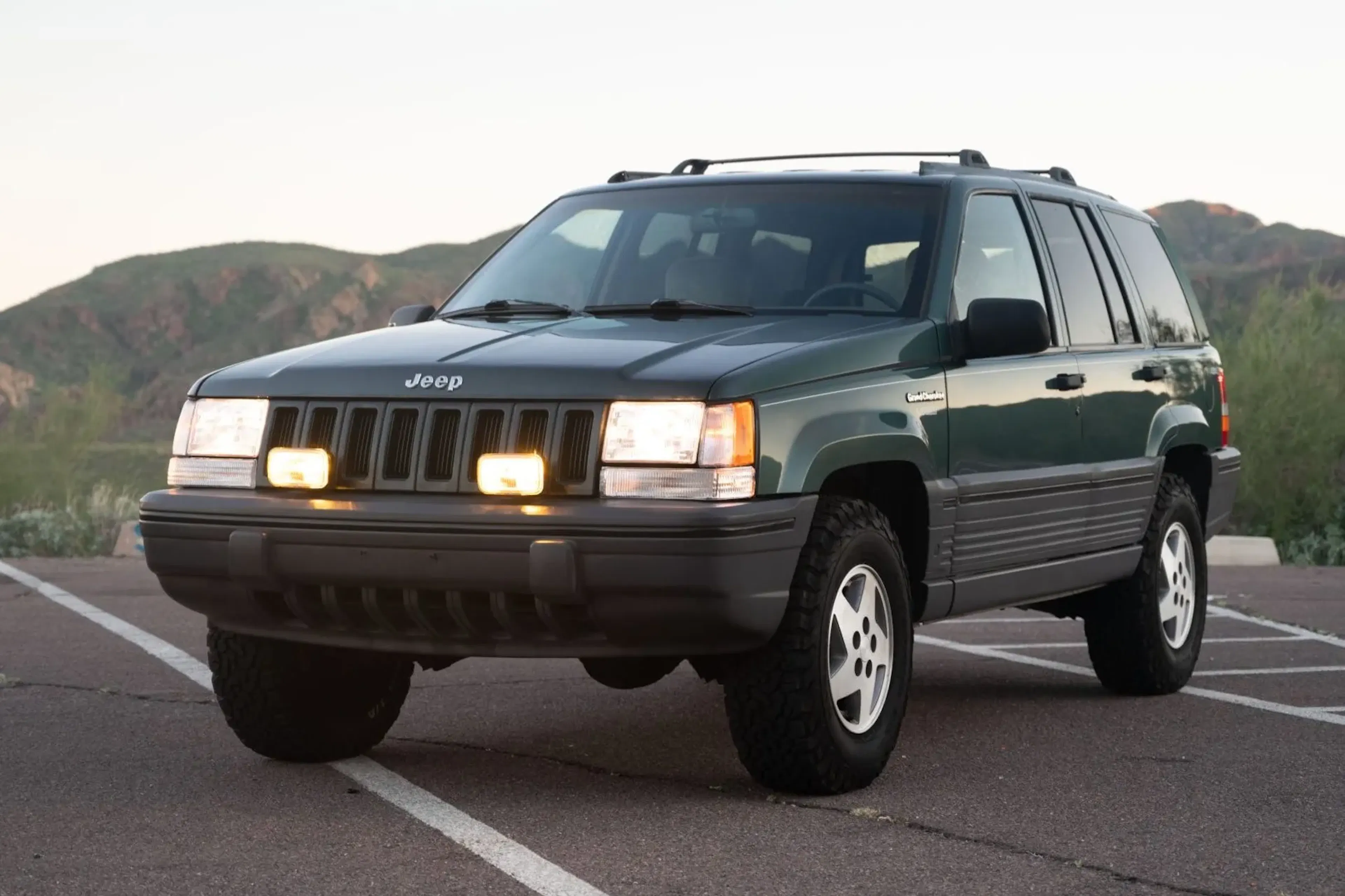 Jeep Grand Cherokee 1995 チェロキー　リンドバーグ Jeep Grand Cherokee 1995 チェロキー リンドバーグ Lindberg 1995
